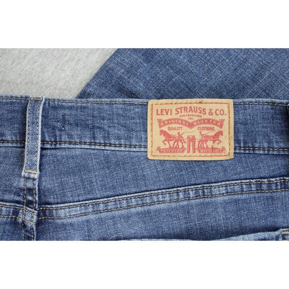Levis Jeans Womens 8M (29 x 32) Blue Cotton Blend Stretch Classic Bootcut - Picture 6 of 8